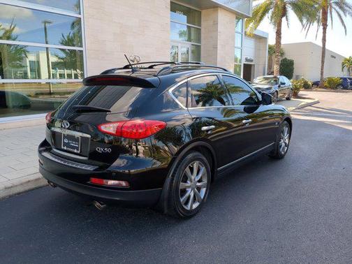 2015 INFINITI QX50 Journey