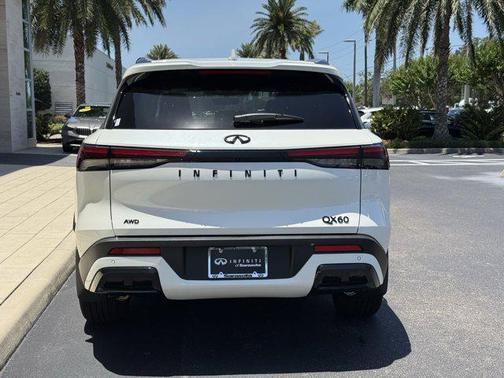 2025 INFINITI QX60 Luxe