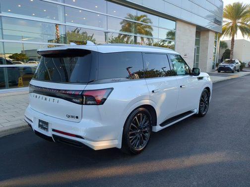 2026 INFINITI QX80 AUTOGRAPH AWD