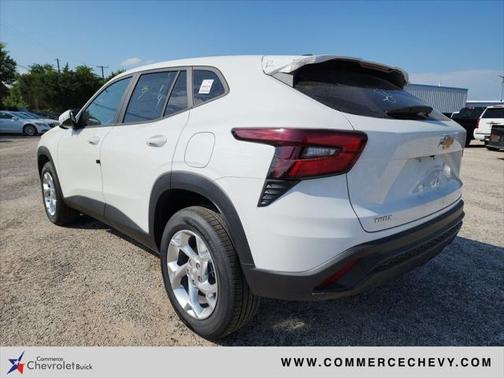 2025 Chevrolet Trax LS