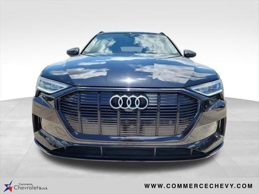 2021 Audi e-tron Premium Plus