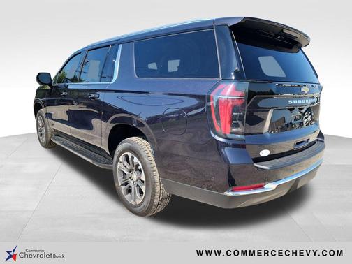 2025 Chevrolet Suburban LS