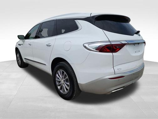 2022 Buick Enclave FWD Essence