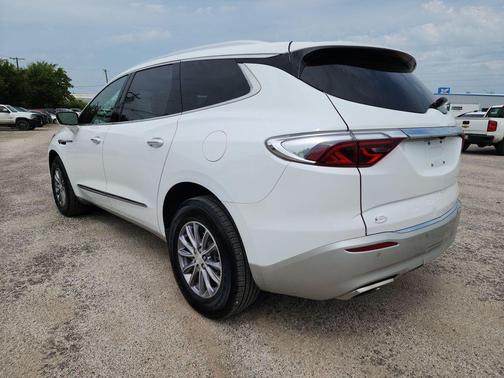 2022 Buick Enclave FWD Essence