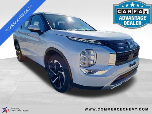 2024 Mitsubishi Outlander SE Black Edition w/Pano Roof S-AWC