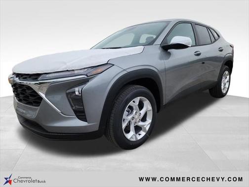2025 Chevrolet Trax LS