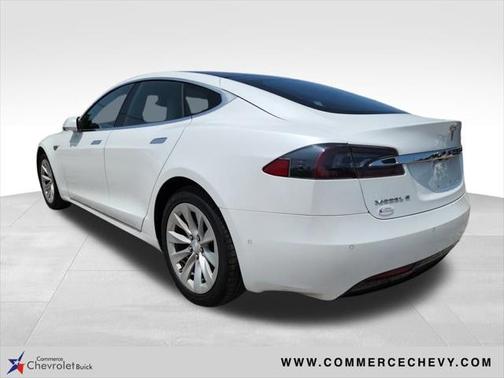 2016 Tesla Model S P90D