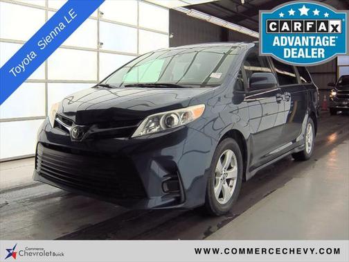 2019 Toyota Sienna LE