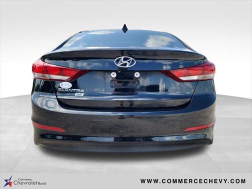 2018 Hyundai ELANTRA SE
