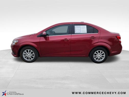 2020 Chevrolet Sonic FWD Sedan LT