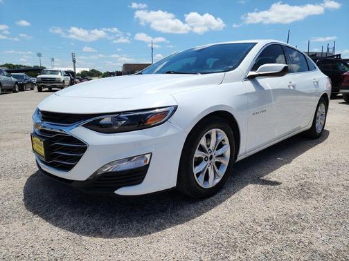 2022 Chevrolet Malibu FWD LT
