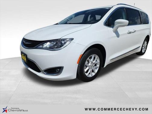2020 Chrysler Pacifica Touring L
