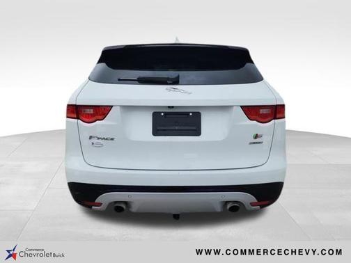 2018 Jaguar F-PACE S
