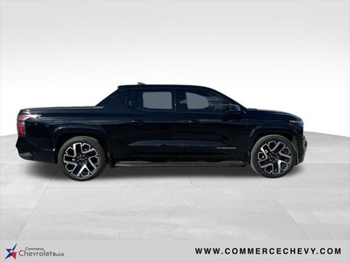 2024 Chevrolet Silverado EV RST