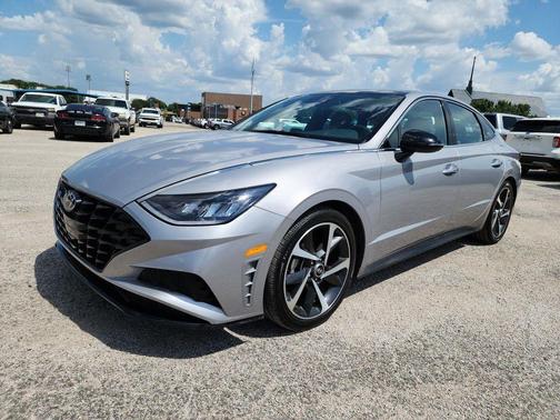 2023 Hyundai SONATA SEL Plus