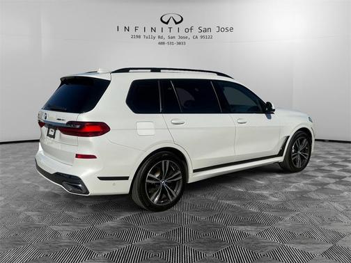 2021 BMW X7 xDrive40i