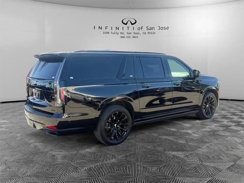 2022 Cadillac Escalade ESV Sport