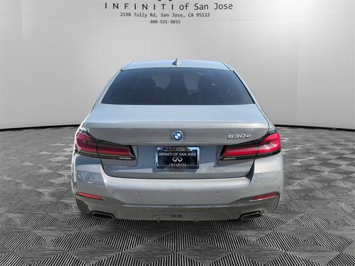 2022 BMW 530e 530e