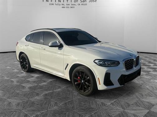 2022 BMW X4 xDrive30i