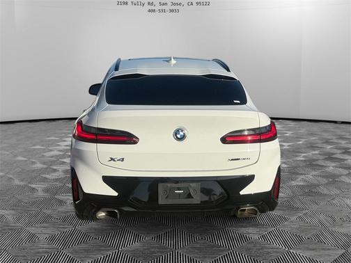 2022 BMW X4 xDrive30i