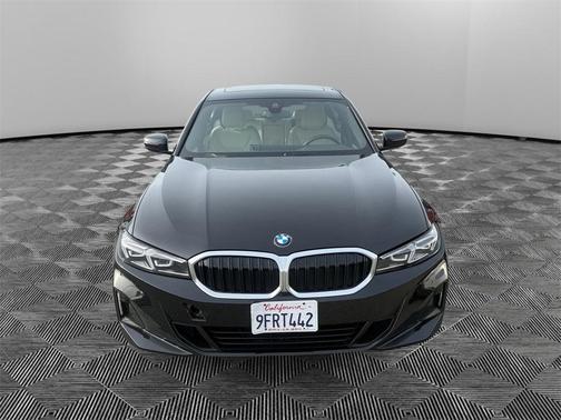 2023 BMW 330 i