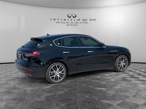 2021 Maserati Levante Base
