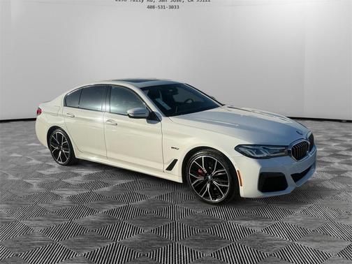 2022 BMW 530e 530e