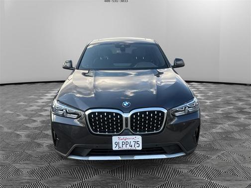 2024 BMW X4 xDrive30i