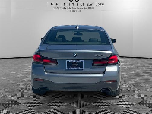 2022 BMW 530e 530e
