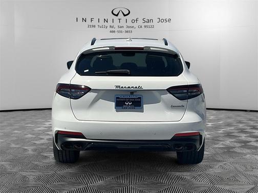 2022 Maserati Levante Modena