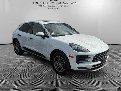 2021 Porsche Macan Base