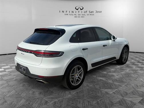 2021 Porsche Macan Base