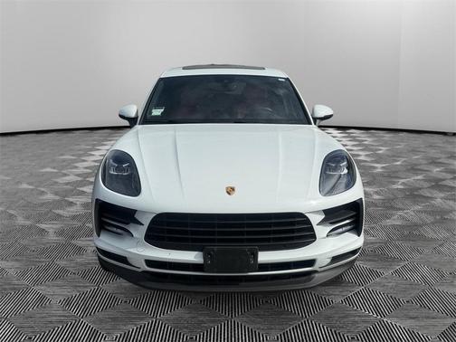 2021 Porsche Macan Base