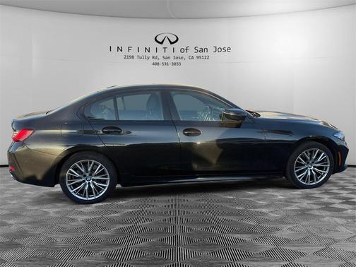 2023 BMW 330 i