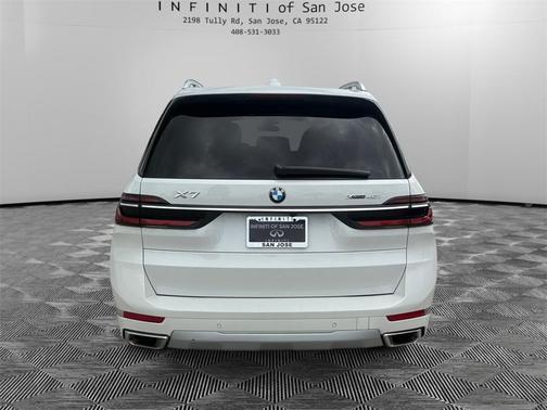 2024 BMW X7 xDrive40i