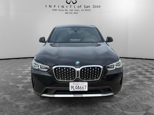 2024 BMW X4 xDrive30i