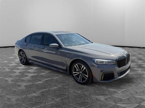 2022 BMW 745e xDrive