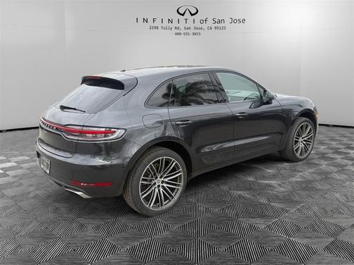 2020 Porsche Macan Base