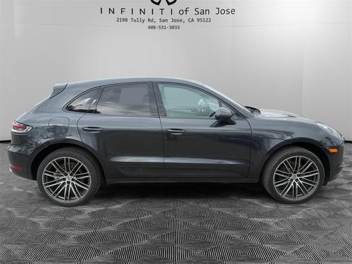 2020 Porsche Macan Base