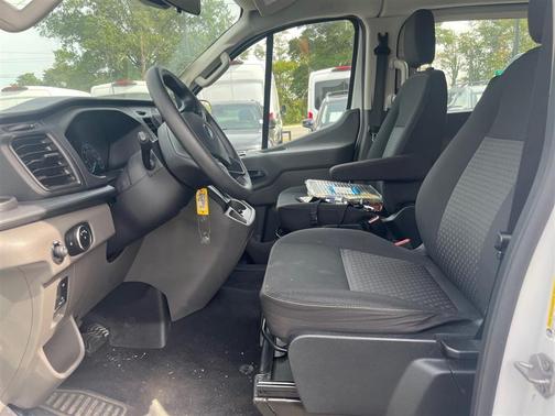 2022 Ford Transit-350 XLT