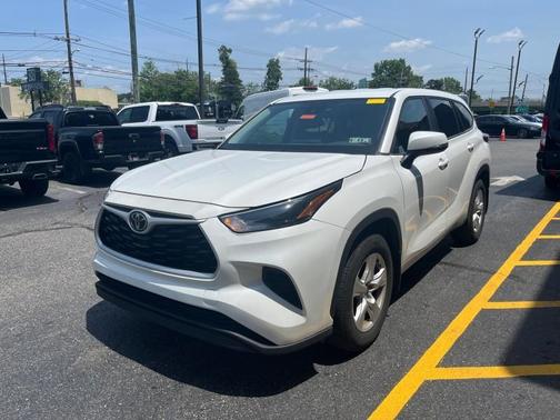 2023 Toyota Highlander L