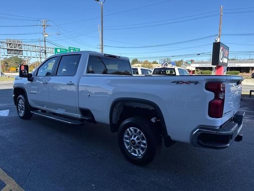 2024 Chevrolet Silverado 2500 LT