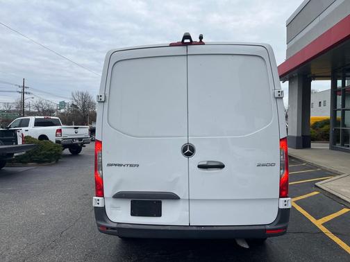 2023 Mercedes-Benz Sprinter 2500 ROOF 4-CYL GAS ARMORED SECURITY
