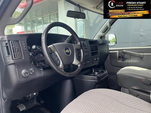 2017 Chevrolet Express 2500 LS