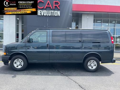 2017 Chevrolet Express 2500 LS