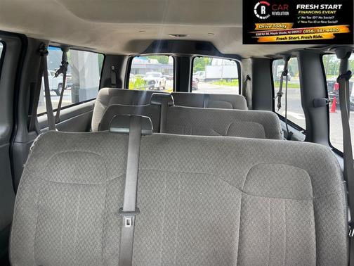 2017 Chevrolet Express 2500 LS