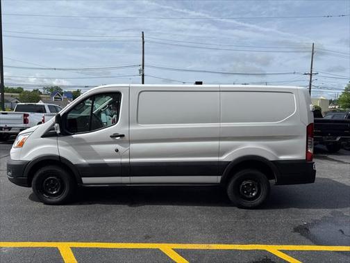 2022 Ford Transit-250