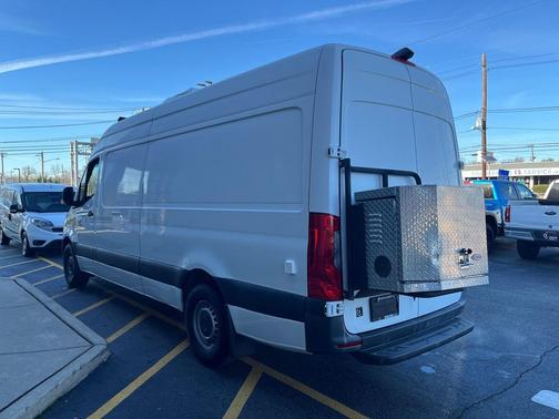 2022 Mercedes-Benz Sprinter 2500 HIGH ROOF I4 170