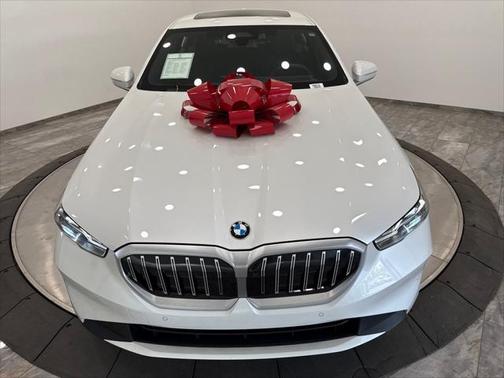 2025 BMW 540 i xDrive