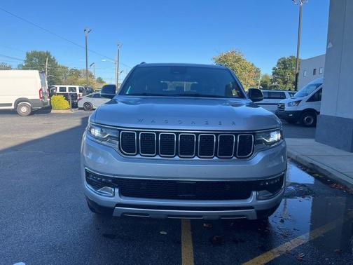 2024 Jeep Wagoneer Series II